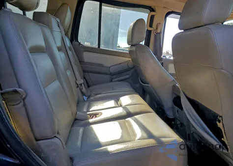 2007 Ford Explorer Eddie Bauer из США, поврежденный, VIN 1FMEU74E97UA80938